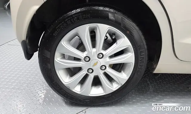 Chevrolet Spark 2016 1.0 автомат (гидро), миниатюра 7