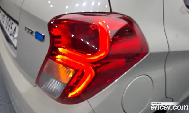 Chevrolet Spark 2016 1.0 автомат (гидро), миниатюра 9
