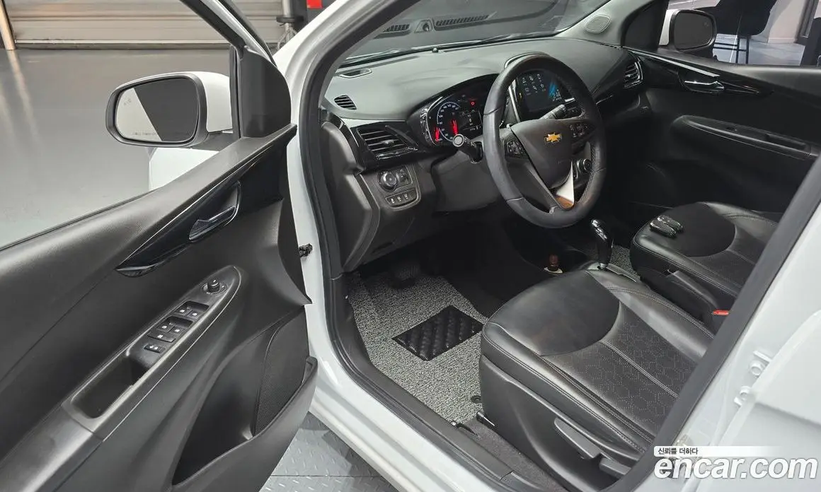Chevrolet Spark 2016 1.0 автомат (гидро), фото 13 Chevrolet Spark 2016 1.0 автомат (гидро), фото 13