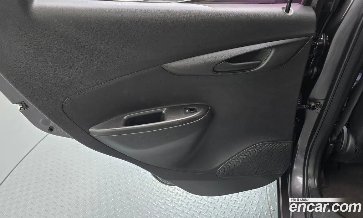 Chevrolet Spark 2016 1.0 автомат (гидро), фото 15
