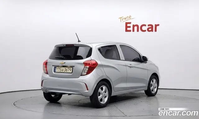 Chevrolet Spark 2019 1.0 автомат (гидро), миниатюра 2