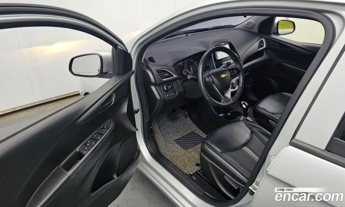 Chevrolet Spark 2019 1.0 автомат (гидро), фото 13