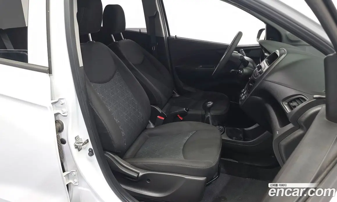 Chevrolet Spark 2019 1.0 механика, фото 17 Chevrolet Spark 2019 1.0 механика, фото 17