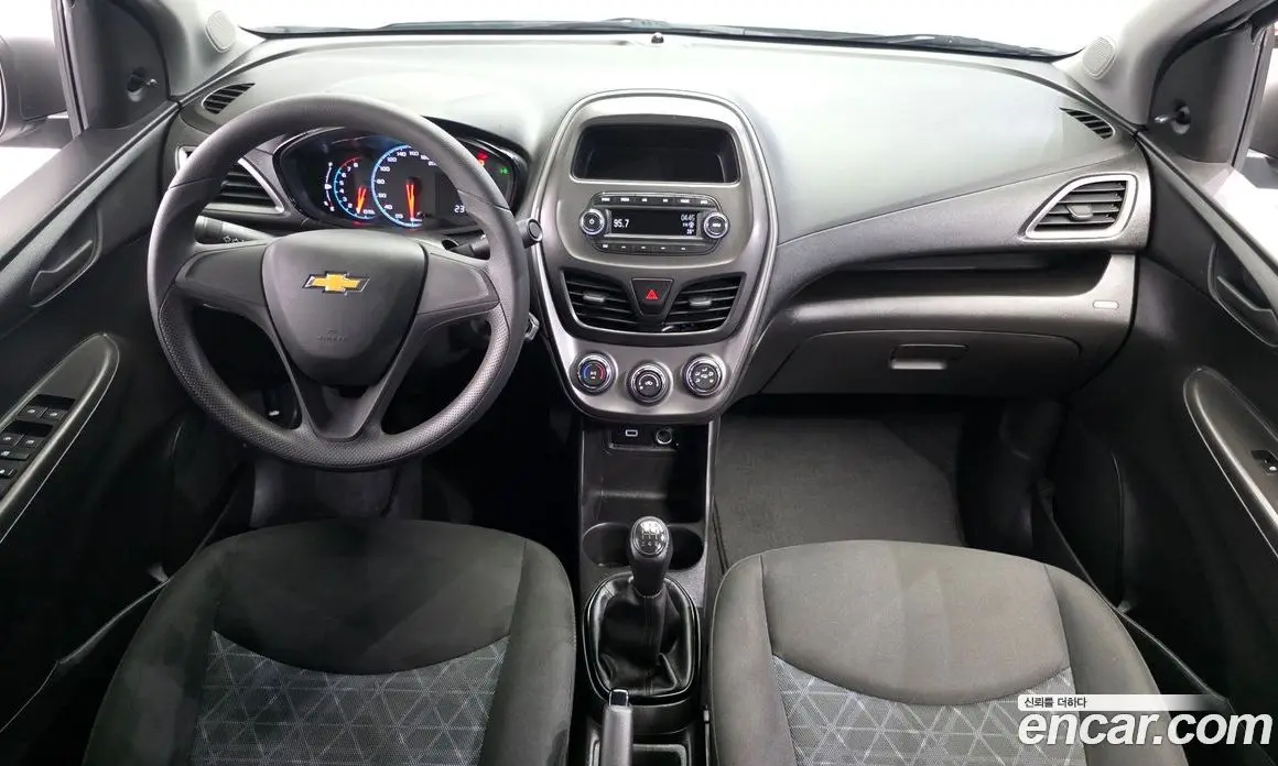 Chevrolet Spark 2019 1.0 механика, фото 10 Chevrolet Spark 2019 1.0 механика, фото 10