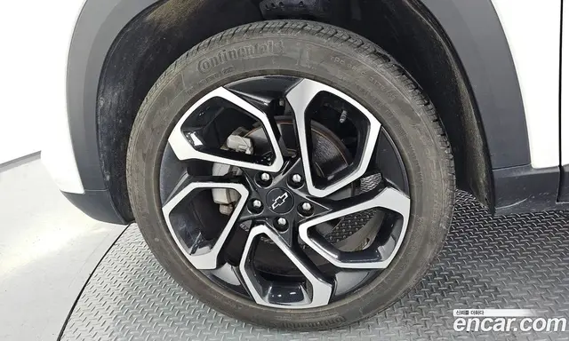 Chevrolet Trax 2023 1.2 автомат (гидро), миниатюра 5