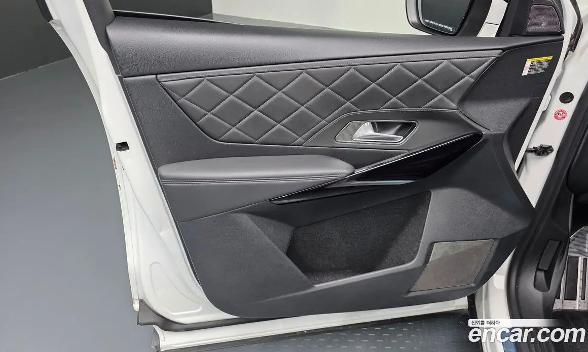 Citroen DS7 2019 2.0 автомат (гидро), фото 13