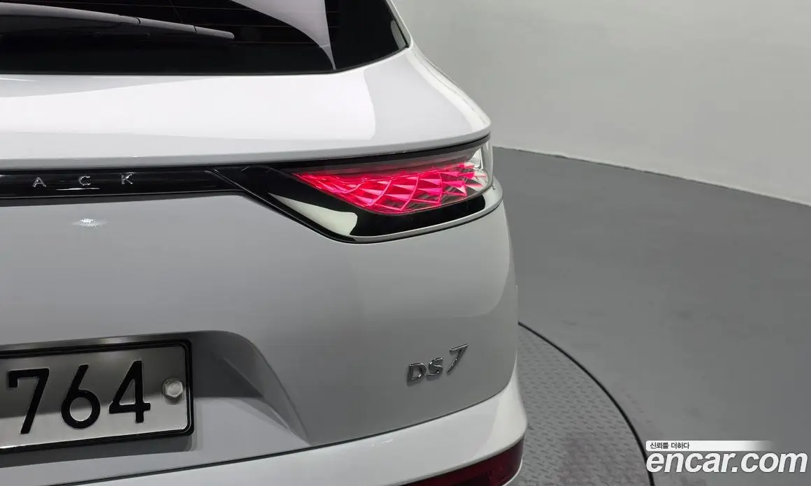 Citroen DS7 2019 2.0 автомат (гидро), фото 8