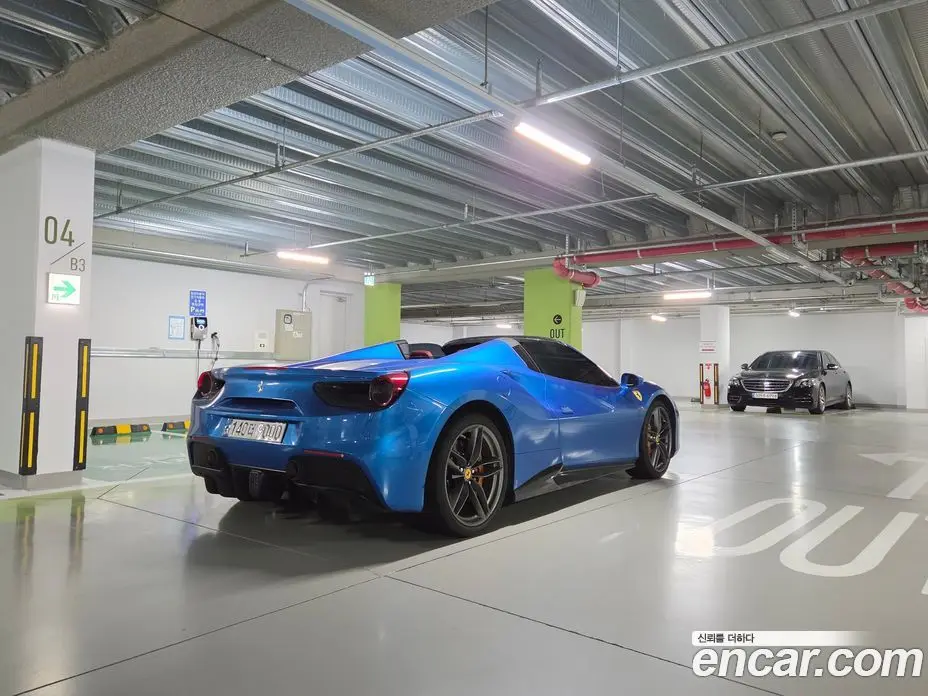 Ferrari 488 2017 3.9 автомат (гидро), фото 5