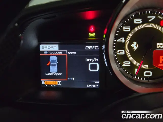 Ferrari 488 2017 3.9 автомат (гидро), миниатюра 9