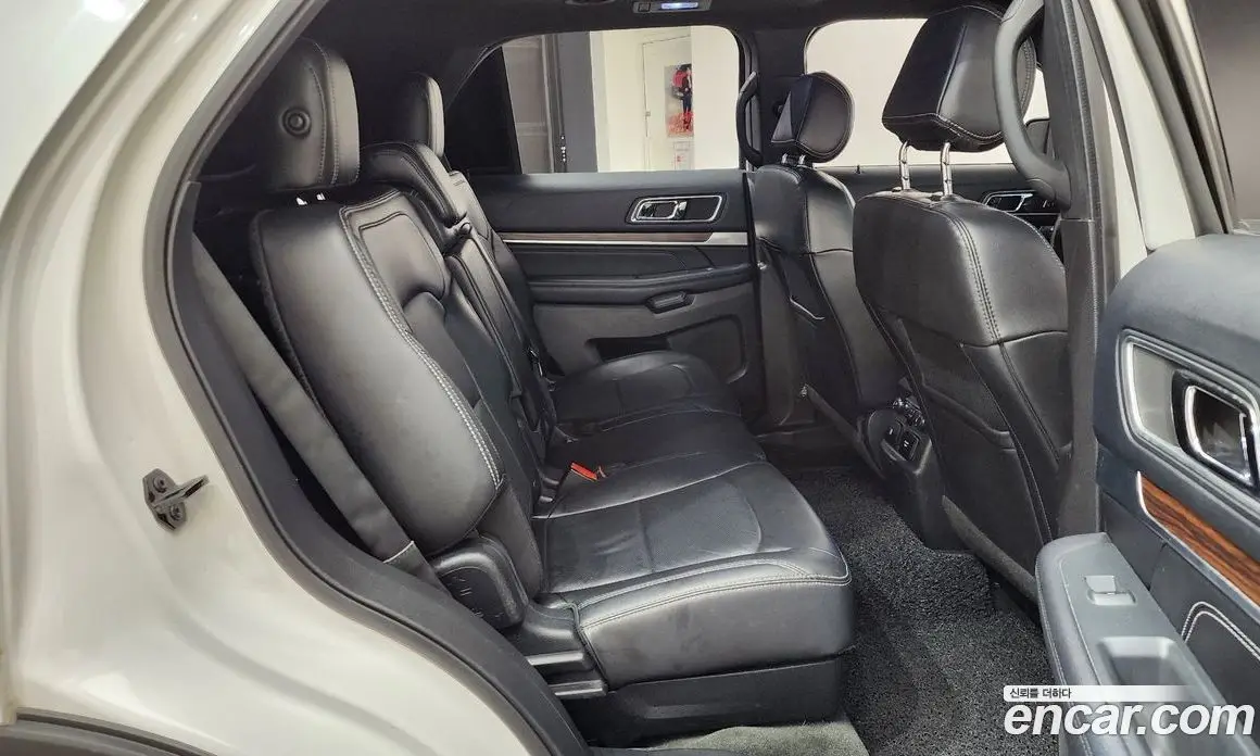 Ford Explorer 2016 3.5 автомат (гидро), фото 16 Ford Explorer 2016 3.5 автомат (гидро), фото 16