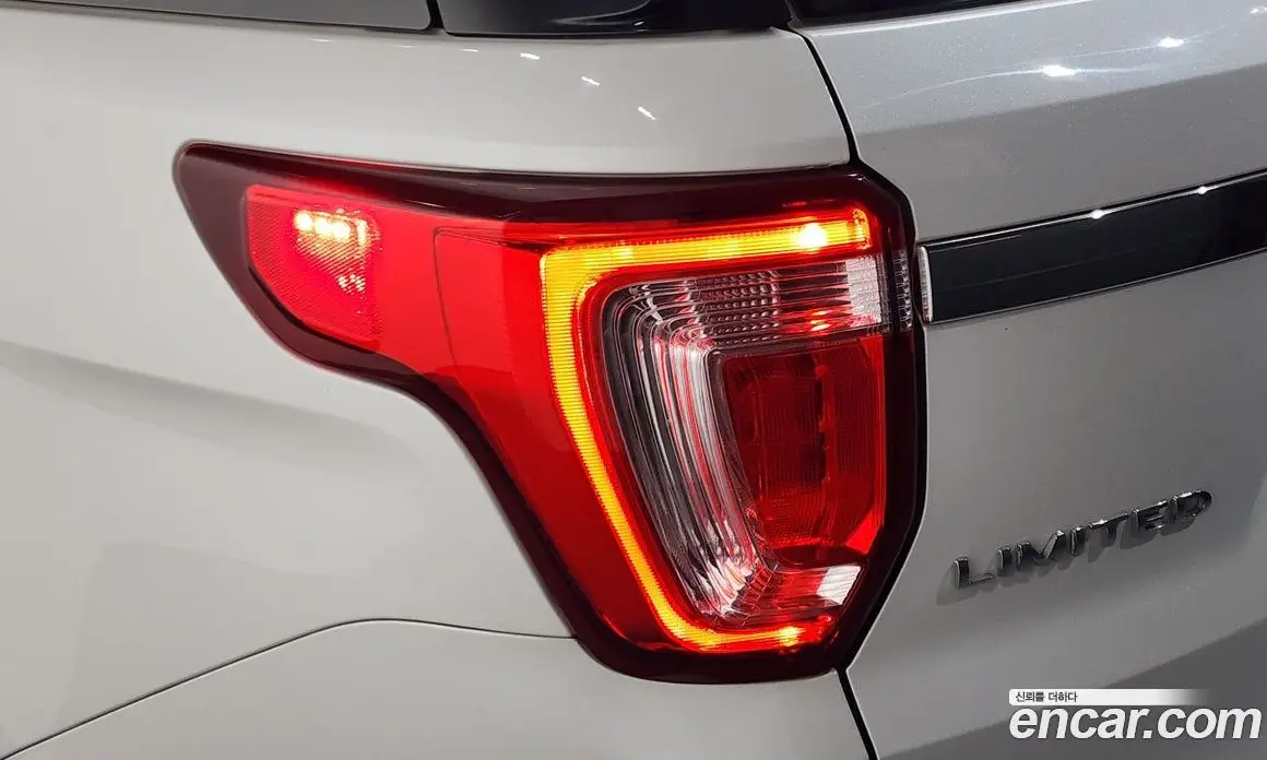 Ford Explorer 2016 3.5 автомат (гидро), фото 8 Ford Explorer 2016 3.5 автомат (гидро), фото 8