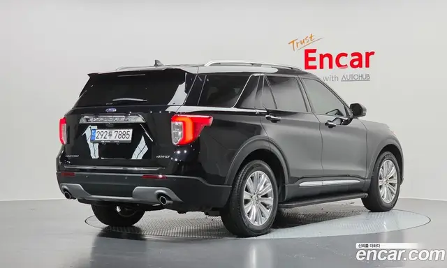 Ford Explorer, 2023, 16 271 км