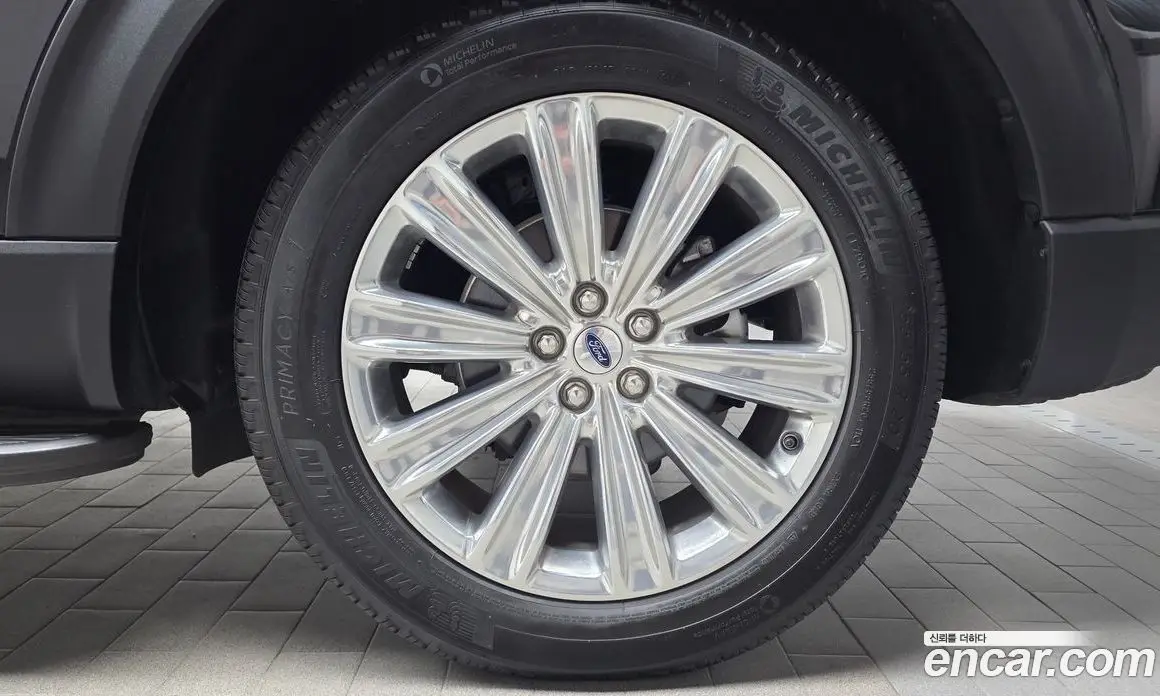 Ford Explorer 2023 2.3 автомат (гидро), фото 6