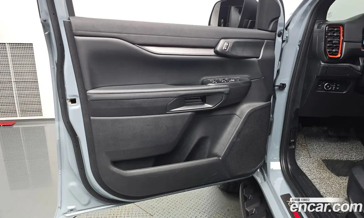 Ford Ranger 2025 2.0 автомат (гидро), фото 13