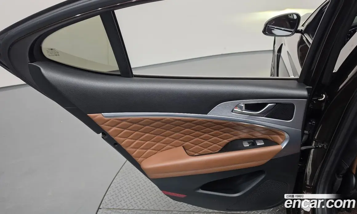 Genesis G70 2017 2.0 автомат (гидро), фото 15