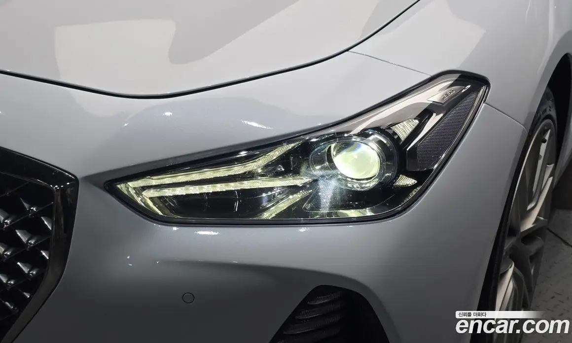 Genesis G70 2019 2.0 автомат (гидро), фото 8 Genesis G70 2019 2.0 автомат (гидро), фото 8