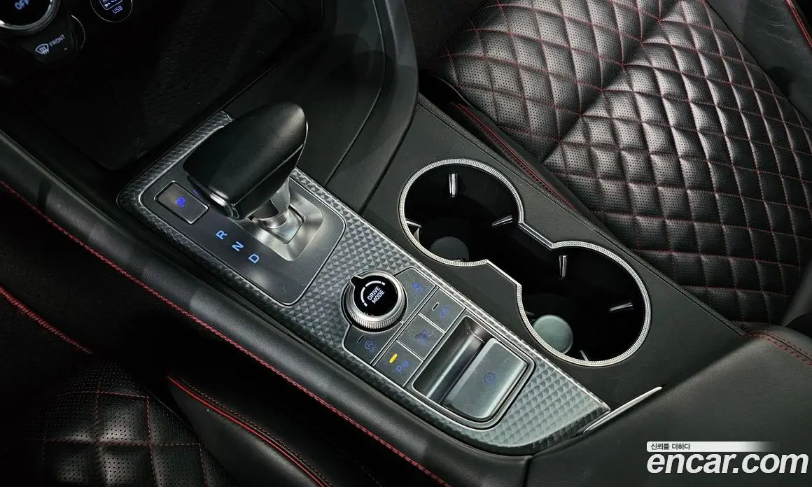 Genesis G70 2021 2.0 автомат (гидро), фото 12 Genesis G70 2021 2.0 автомат (гидро), фото 12
