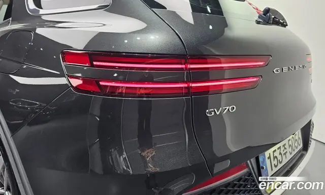 Genesis GV70 2023 2.5 автомат (гидро), миниатюра 8 Genesis GV70 2023 2.5 автомат (гидро), миниатюра 8