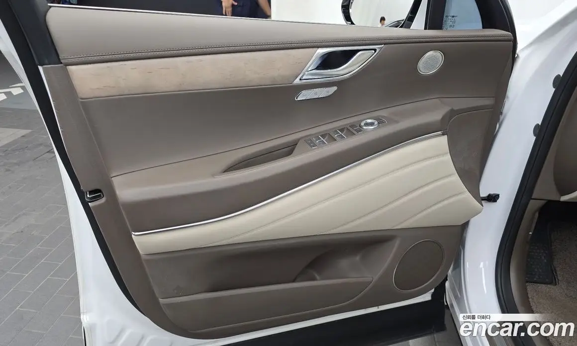 Genesis GV80 2023 3.5 автомат (гидро), фото 14 Genesis GV80 2023 3.5 автомат (гидро), фото 14