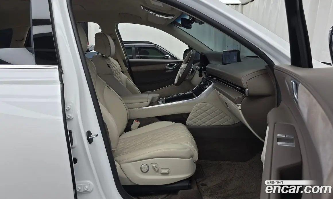 Genesis GV80 2023 3.5 автомат (гидро), фото 16 Genesis GV80 2023 3.5 автомат (гидро), фото 16