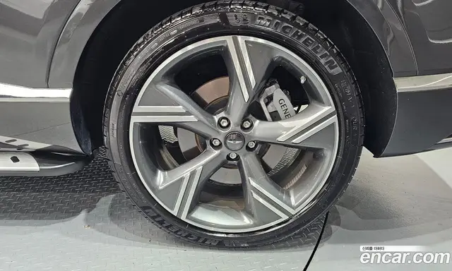 Genesis GV80 2024 2.5 автомат (гидро), миниатюра 4
