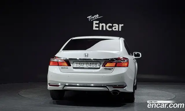 Honda Accord 2016 2.4 автомат (гидро), миниатюра 4