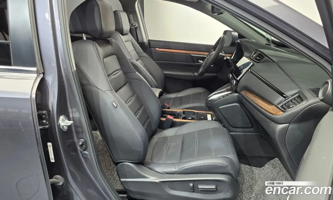 Honda CR-V 2022 2.0 автомат (гидро), фото 16 Honda CR-V 2022 2.0 автомат (гидро), фото 16