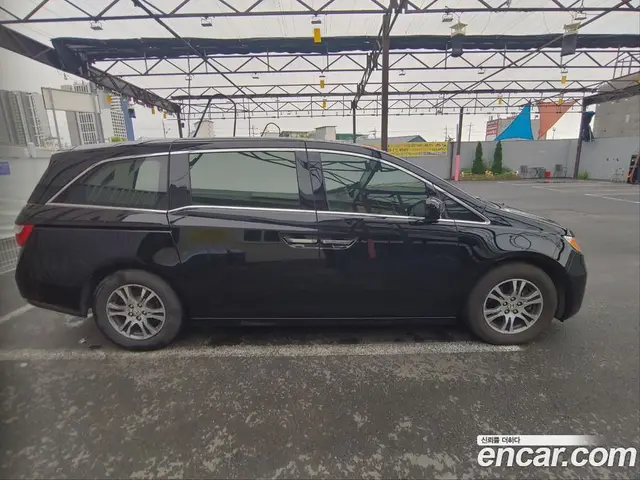 Honda Odyssey 2013 3.5 автомат (гидро), миниатюра 3