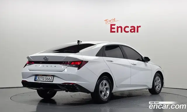 Hyundai Avante 2020 1.6 автомат (гидро), миниатюра 2