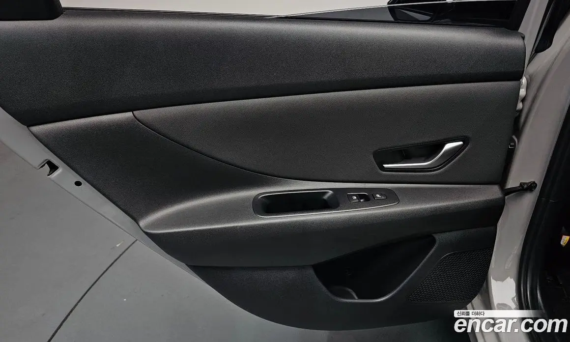 Hyundai Avante 2020 1.6 автомат (гидро), фото 15