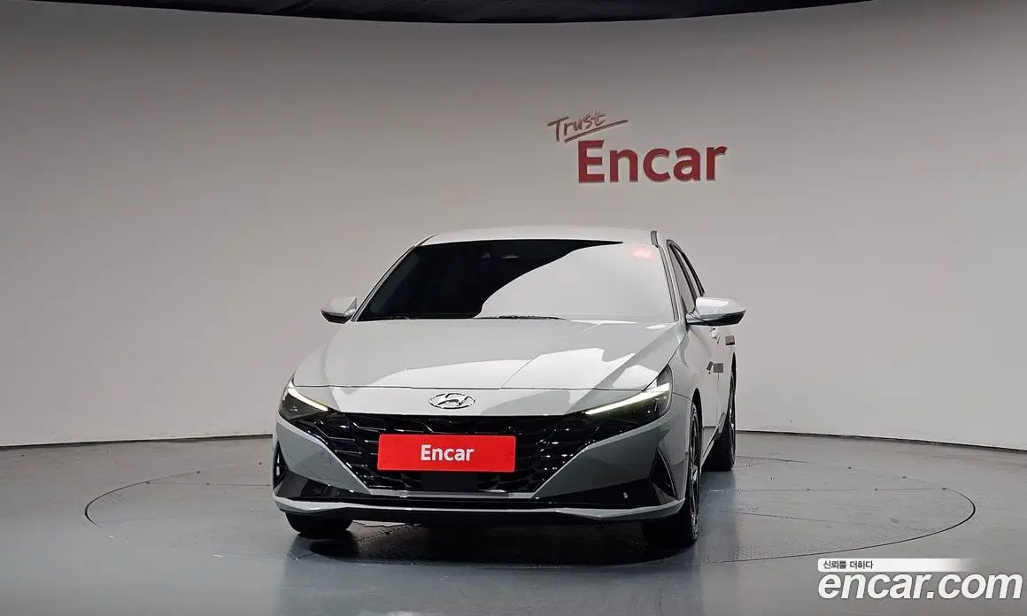 Hyundai Avante 2020 1.6 автомат (гидро), фото 3