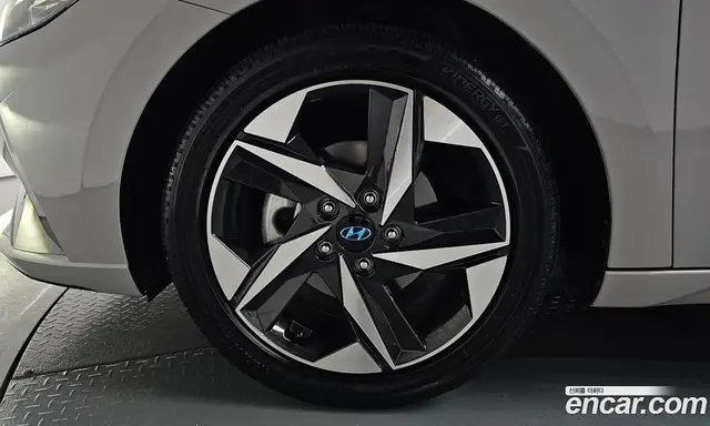 Hyundai Avante 2020 1.6 автомат (гидро), миниатюра 5