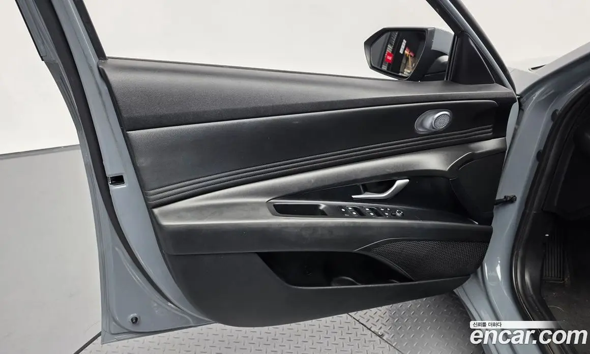 Hyundai Avante 2021 1.6 автомат (гидро), фото 14