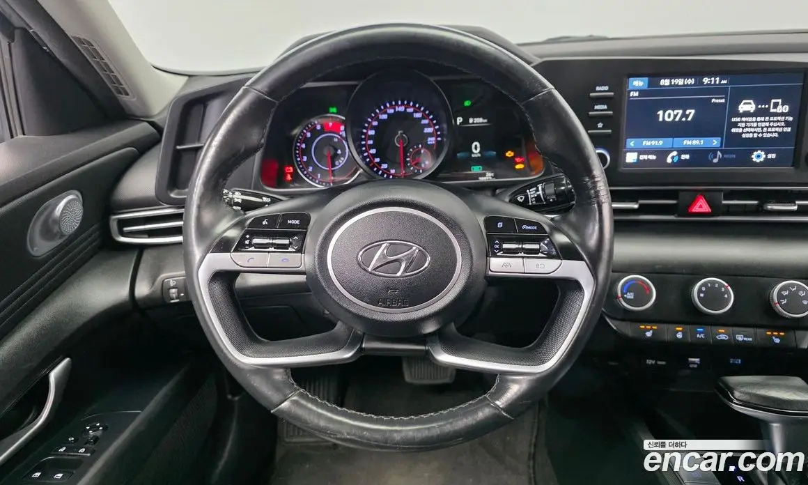 Hyundai Avante 2021 1.6 автомат (гидро), фото 19