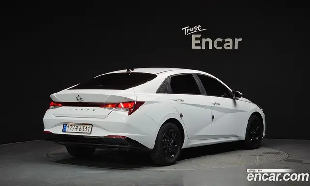 Hyundai Avante 2023 1.6 автомат (гидро), миниатюра 2