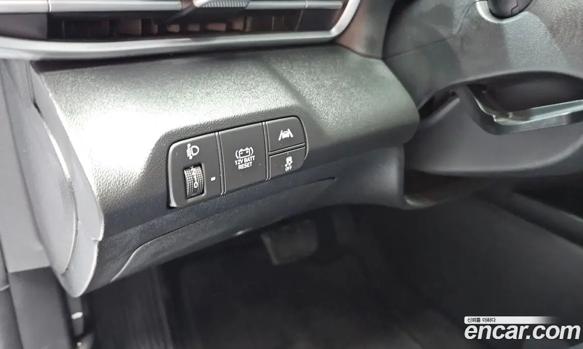 Hyundai Avante 2023 1.6 автомат (гидро), фото 20