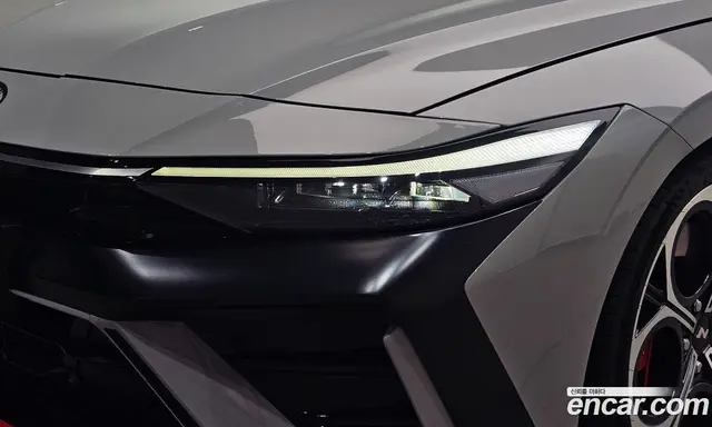 Hyundai Avante 2023 2.0 автомат (гидро), миниатюра 8