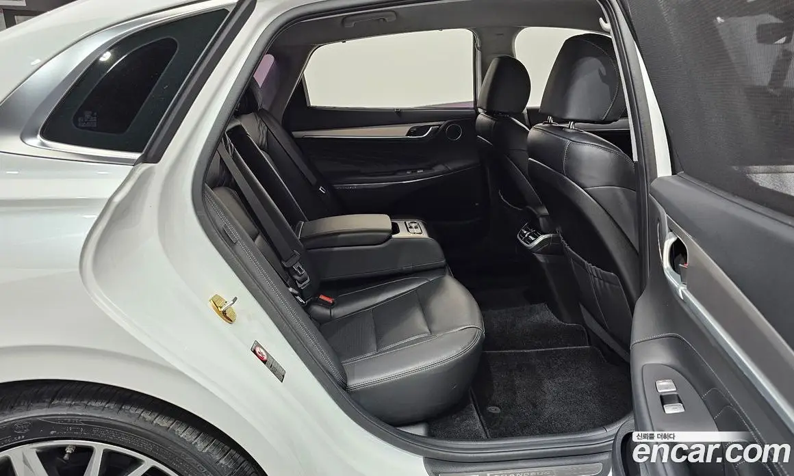 Hyundai Grandeur 2020 2.5 автомат (гидро), фото 16