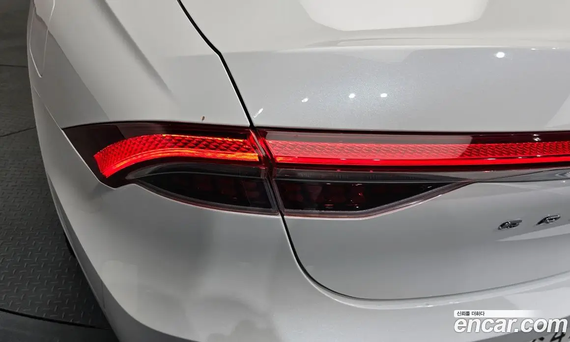 Hyundai Grandeur 2020 2.5 автомат (гидро), фото 8