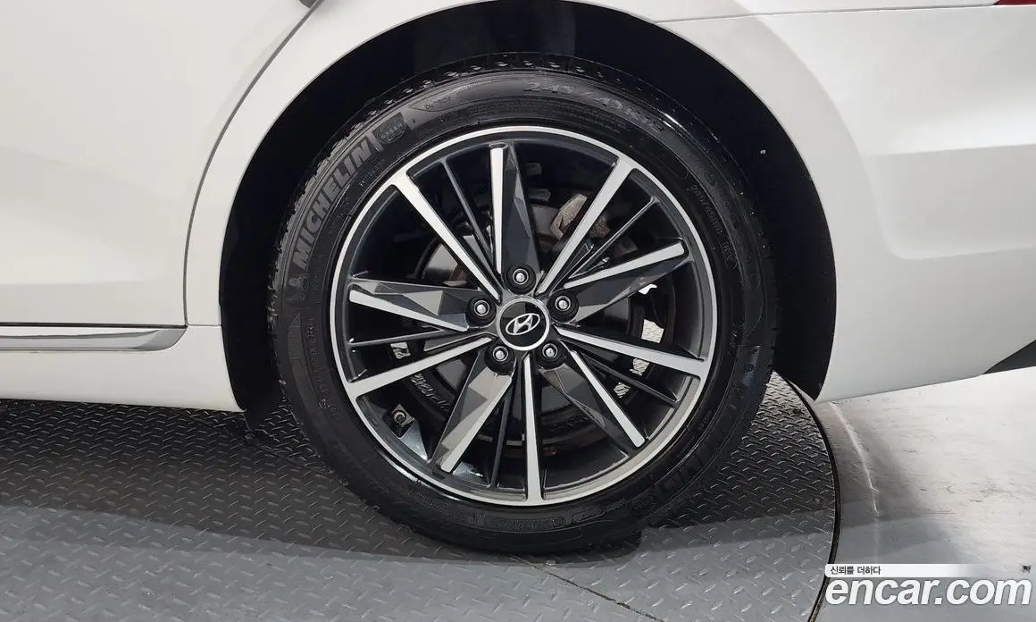 Hyundai Grandeur 2021 2.5 автомат (гидро), фото 7