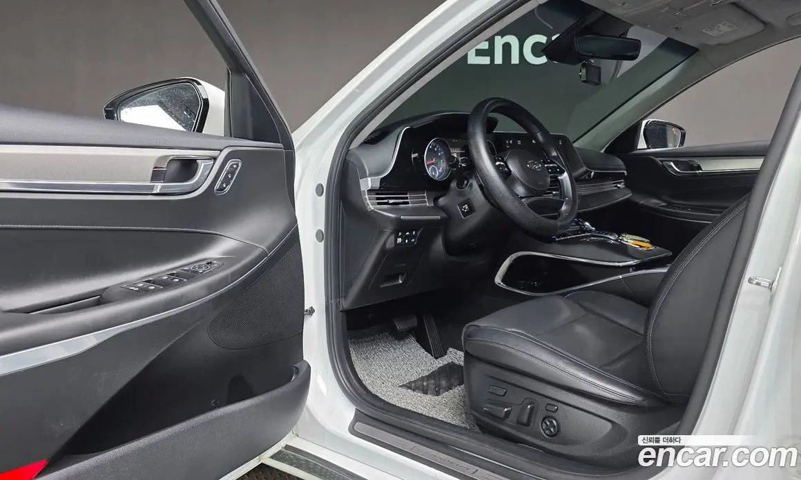 Hyundai Grandeur 2021 3.0 автомат (гидро), фото 16