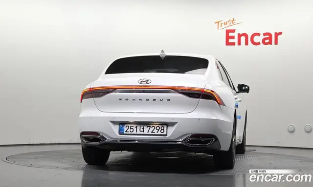 Hyundai Grandeur 2022 2.5 автомат (гидро), миниатюра 4
