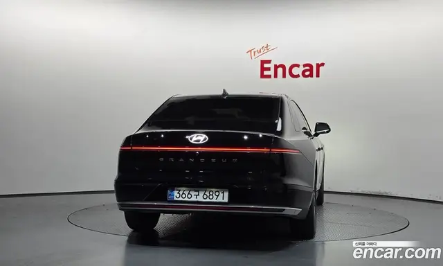 Hyundai Grandeur 2024 2.5 автомат (гидро), миниатюра 4