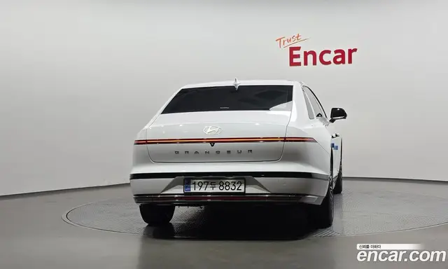 Hyundai Grandeur 2024 1.6 автомат (гидро), миниатюра 4 Hyundai Grandeur 2024 1.6 автомат (гидро), миниатюра 4