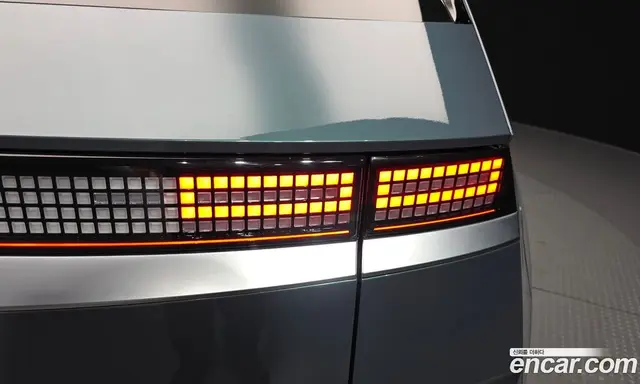 Hyundai Ioniq 5 2024 0.1 автомат (гидро), миниатюра 9