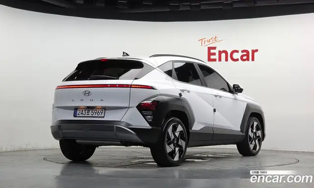 Hyundai Kona 2025 1.6 автомат (гидро), миниатюра 2
