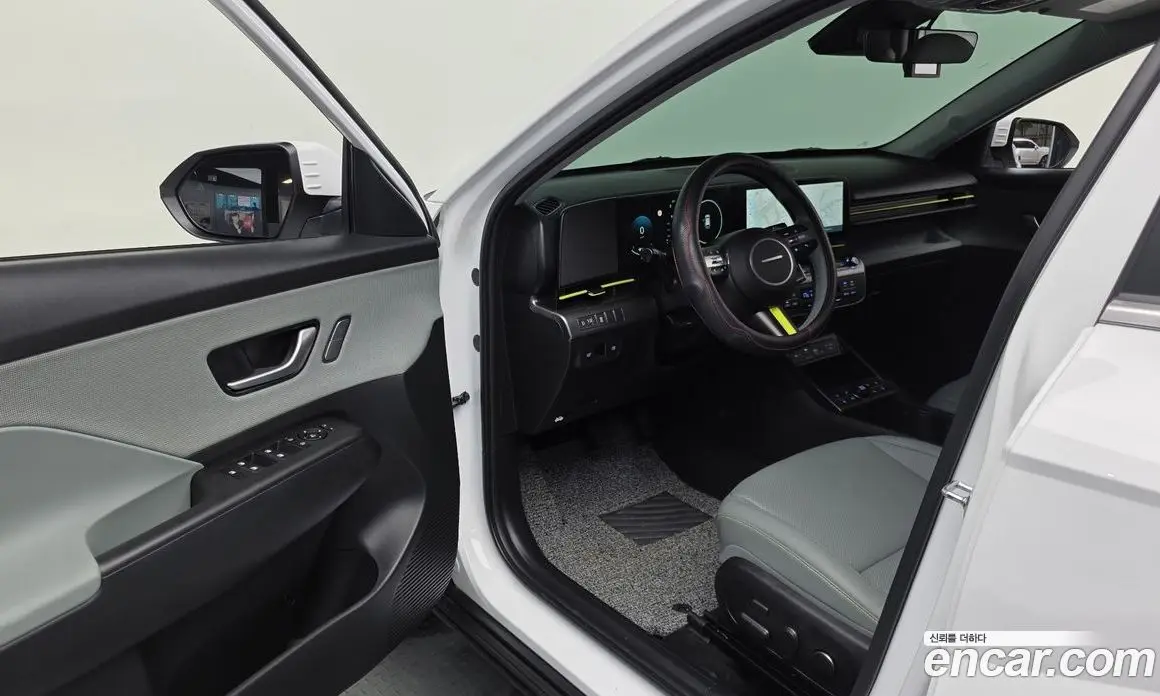 Hyundai Kona 2025 1.6 автомат (гидро), фото 13
