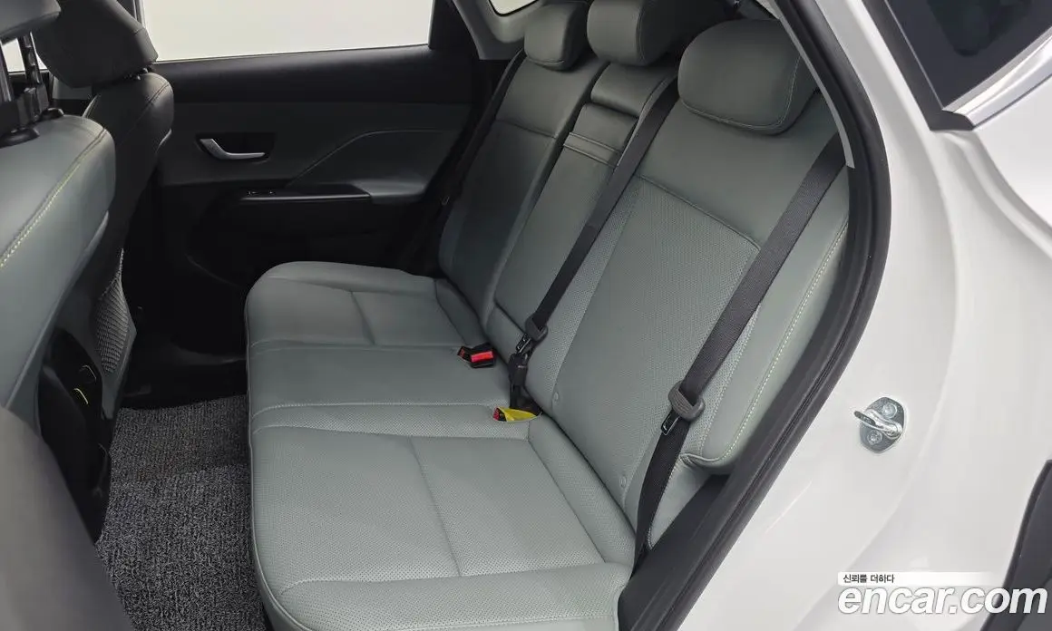 Hyundai Kona 2025 1.6 автомат (гидро), фото 16