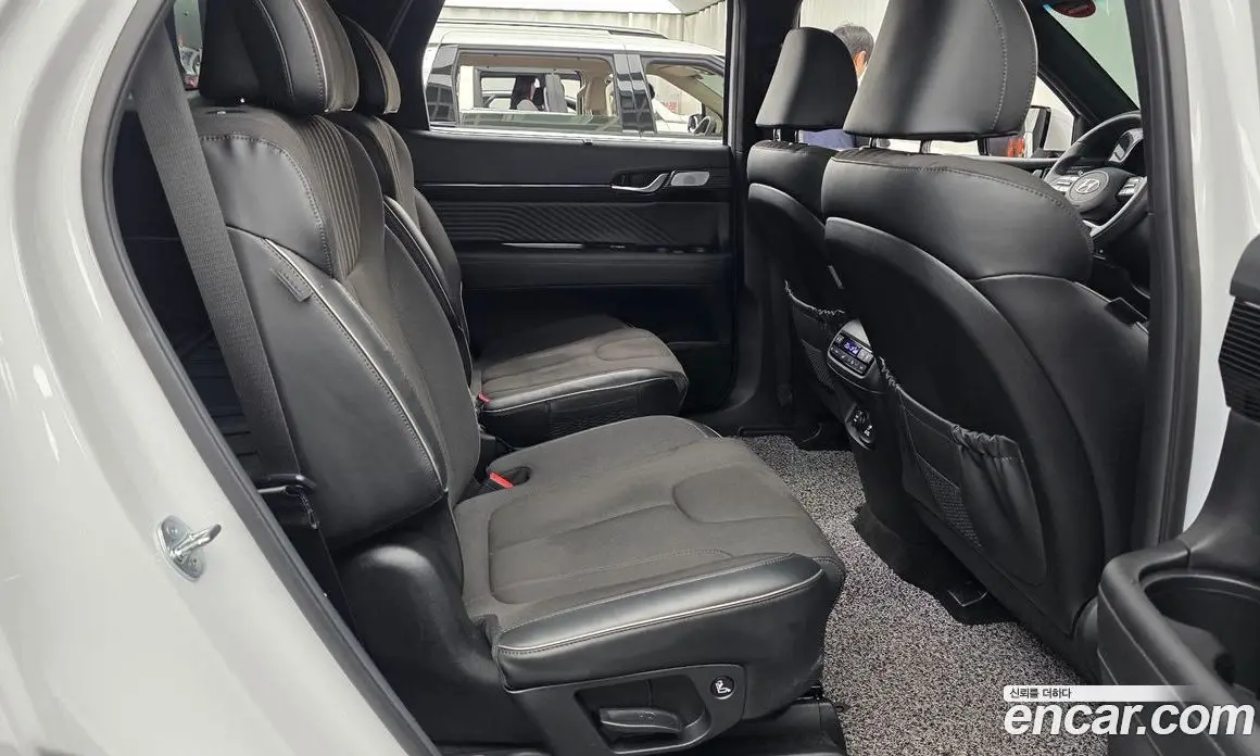 Hyundai Palisade 2024 3.8 автомат (гидро), фото 17