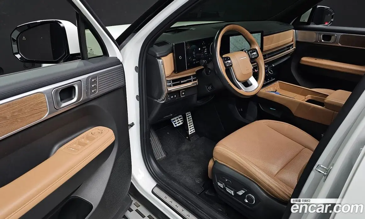 Hyundai Santa Fe 2024 1.6 автомат (гидро), фото 13